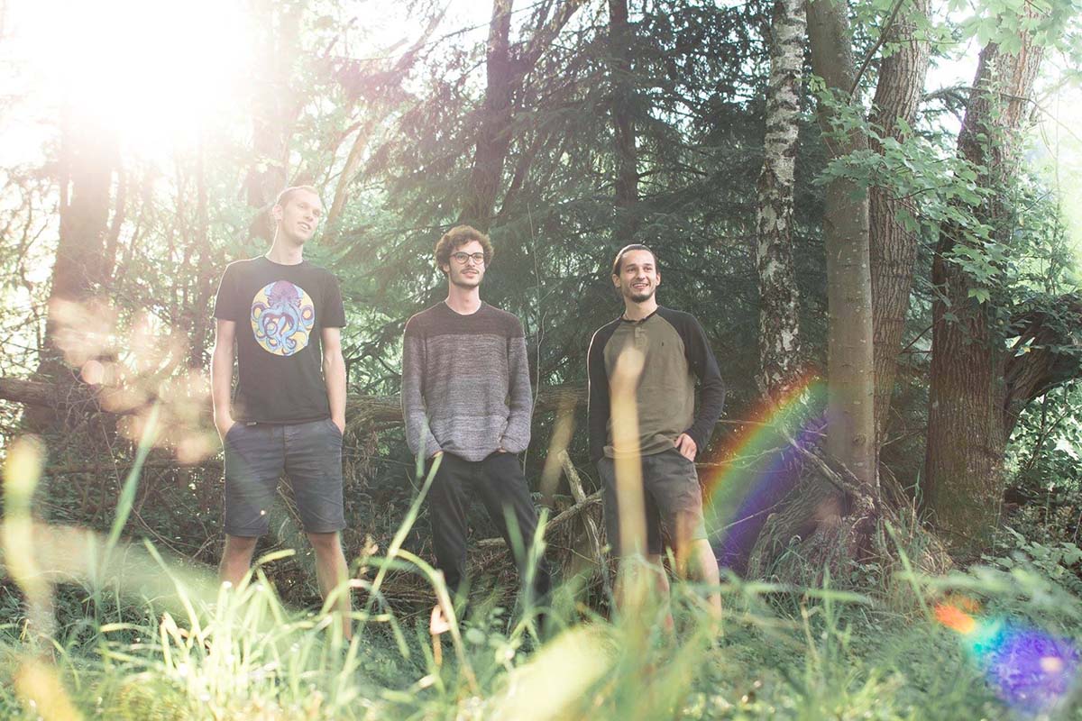 Austrian heavy psychedelic rockers Liquid Sun announce their first fulllength album »Visions Of