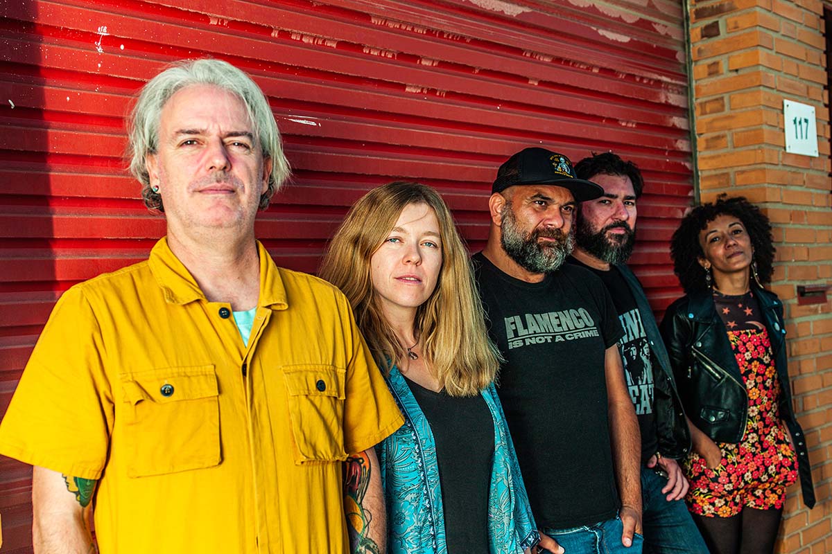 Andalusian psychedelic rockers The Silver Linings released their debut ...