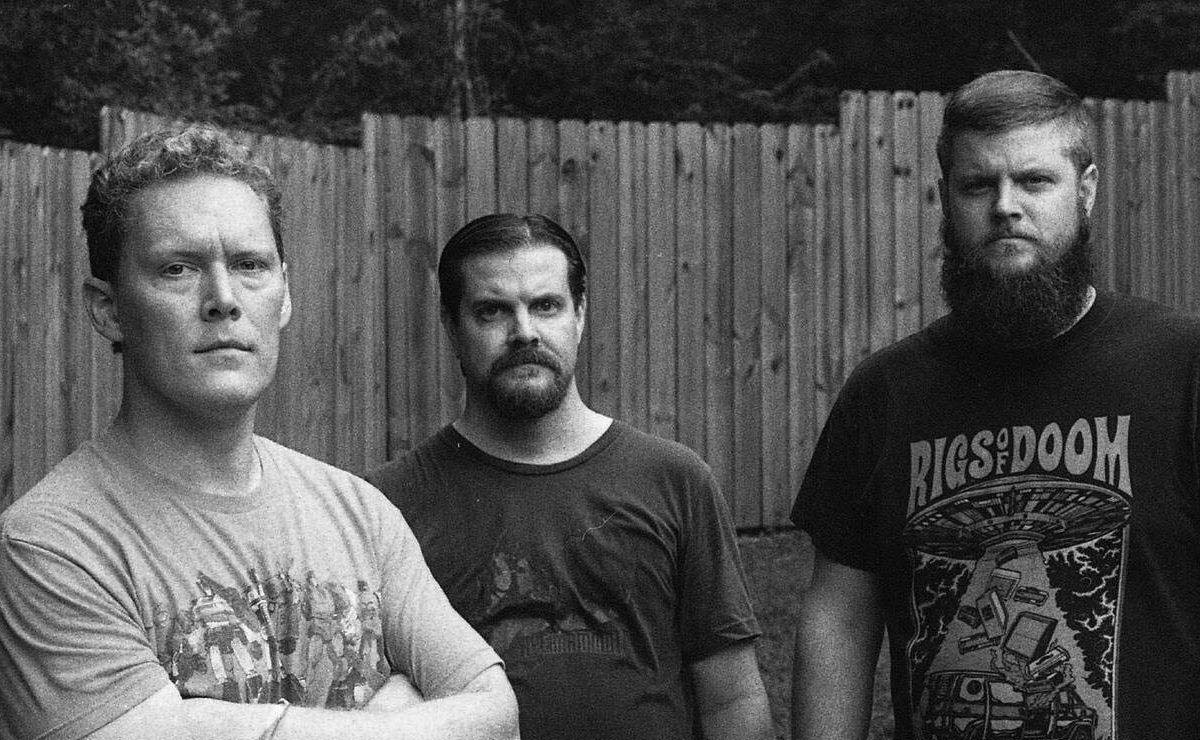 American stoner/doom/sludge metal trio Aye Mammoth stream their new ...