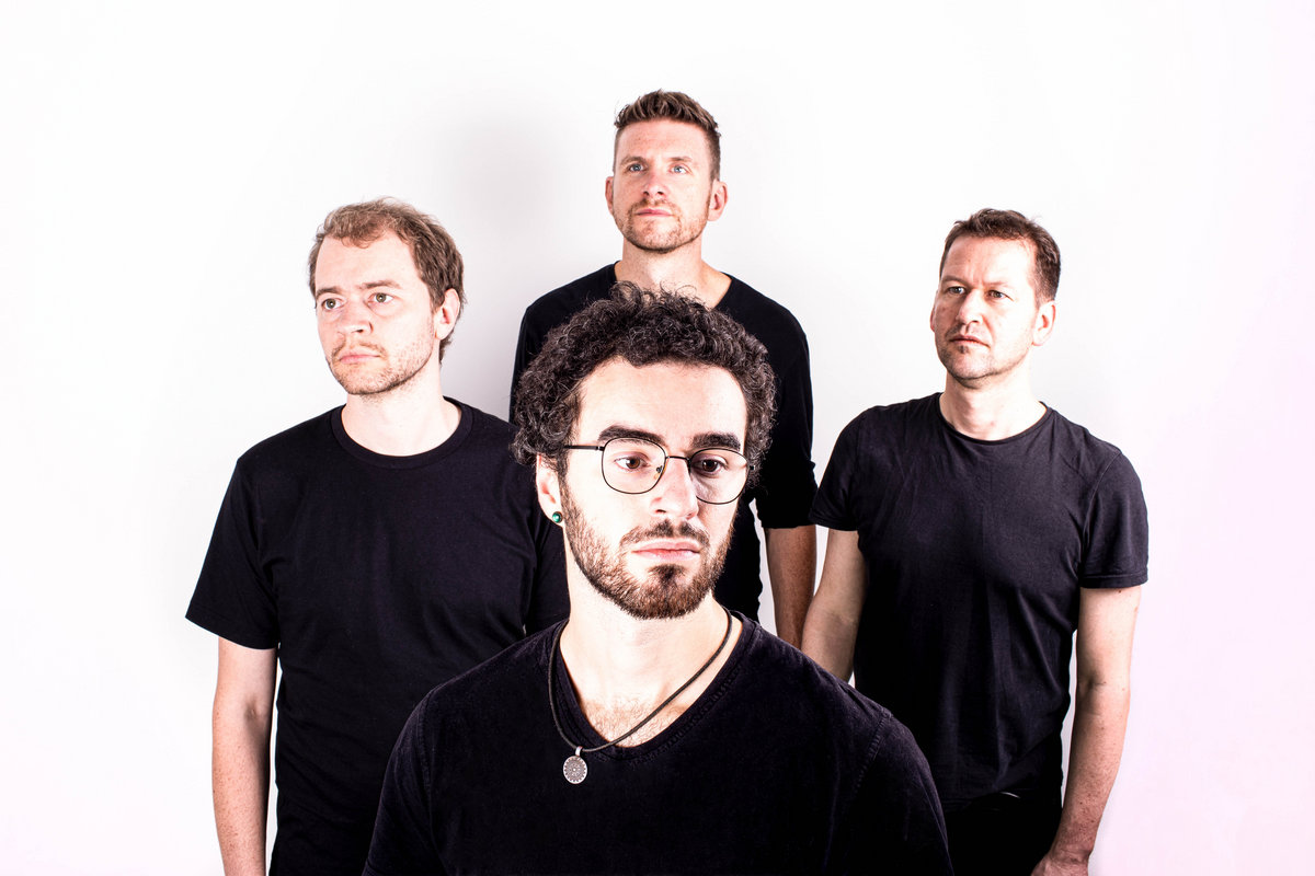 German grunge/alternative rock band Indigohead released their debut EP ...