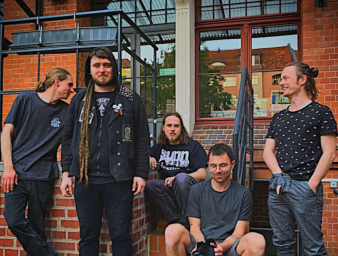 German stoner/psych/prog band Rising Dao presents their new studio ...